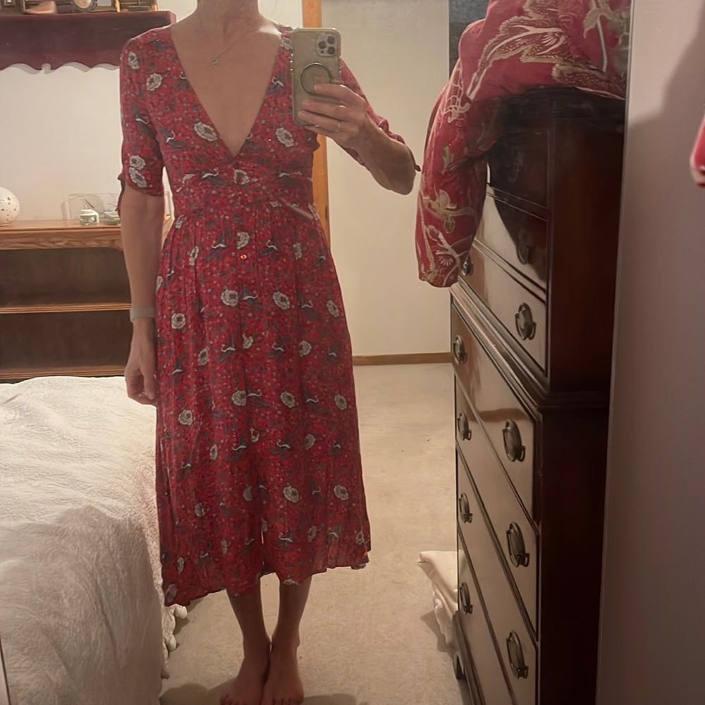 August the label size 8 red dress